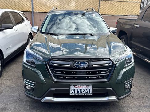 Used 2023 Subaru Forester Touring image 6