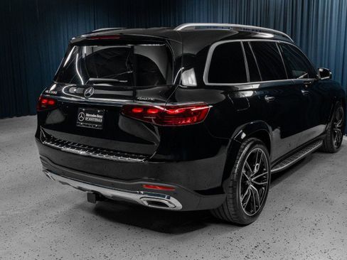 New 2025 Mercedes-Benz GLS 580 4MATIC image 5