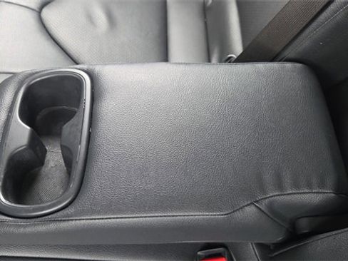 Used 2018 Toyota Camry XLE image 21