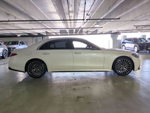 Certified 2022 Mercedes-Benz S 580 4MATIC Sedan image 4