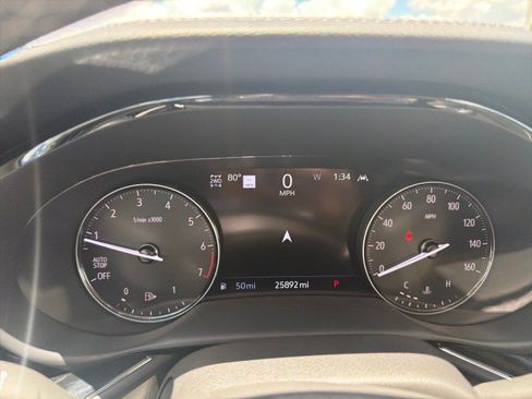 Used 2023 Buick Envision Avenir AWD/4WD image 7