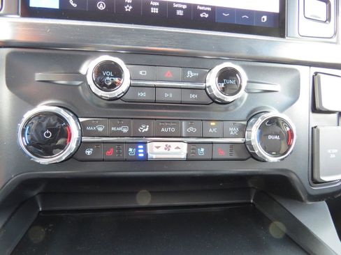 New 2025 Ford F250 Lariat w/ Lariat Ultimate Package image 30