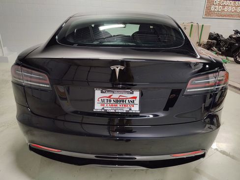 Used 2022 Tesla Model S image 8