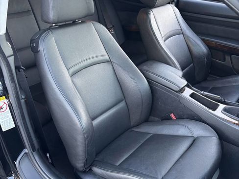 Used 2008 BMW 335i Coupe image 18