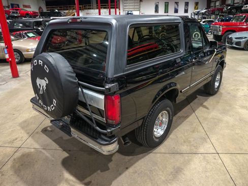 Used 1996 Ford Bronco XLT image 17