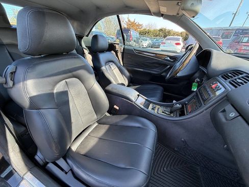 Used 2002 Mercedes-Benz CLK 430 Cabriolet image 17