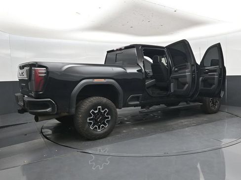 Used 2026 GMC Sierra 2500 AT4X AWD/4WD image 59