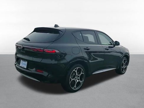 Used 2024 Alfa Romeo Tonale Ti w/ Premium Interior Package image 6