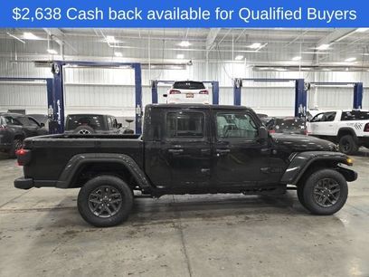 New 2026 Jeep Gladiator Sport