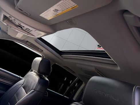 Used 2015 GMC Yukon XL Denali w/ Open Road Package image 27