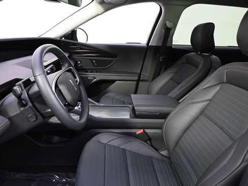 New 2026 Lincoln Nautilus Reserve AWD/4WD image 13