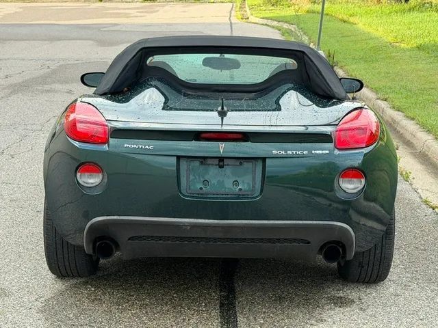 Used 2009 Pontiac Solstice GXP w/ Premium Package RWD image 11