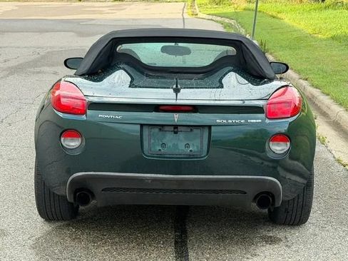 Used 2009 Pontiac Solstice GXP w/ Premium Package RWD image 11