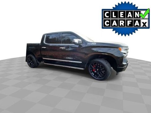 Used 2025 Chevrolet Silverado 1500 High Country image 2