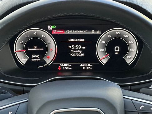 Used 2021 Audi Q5 Premium Plus w/ Premium Plus Package image 17