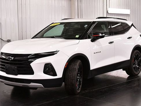 Used 2021 Chevrolet Blazer LT w/ Redline Edition AWD/4WD image 3