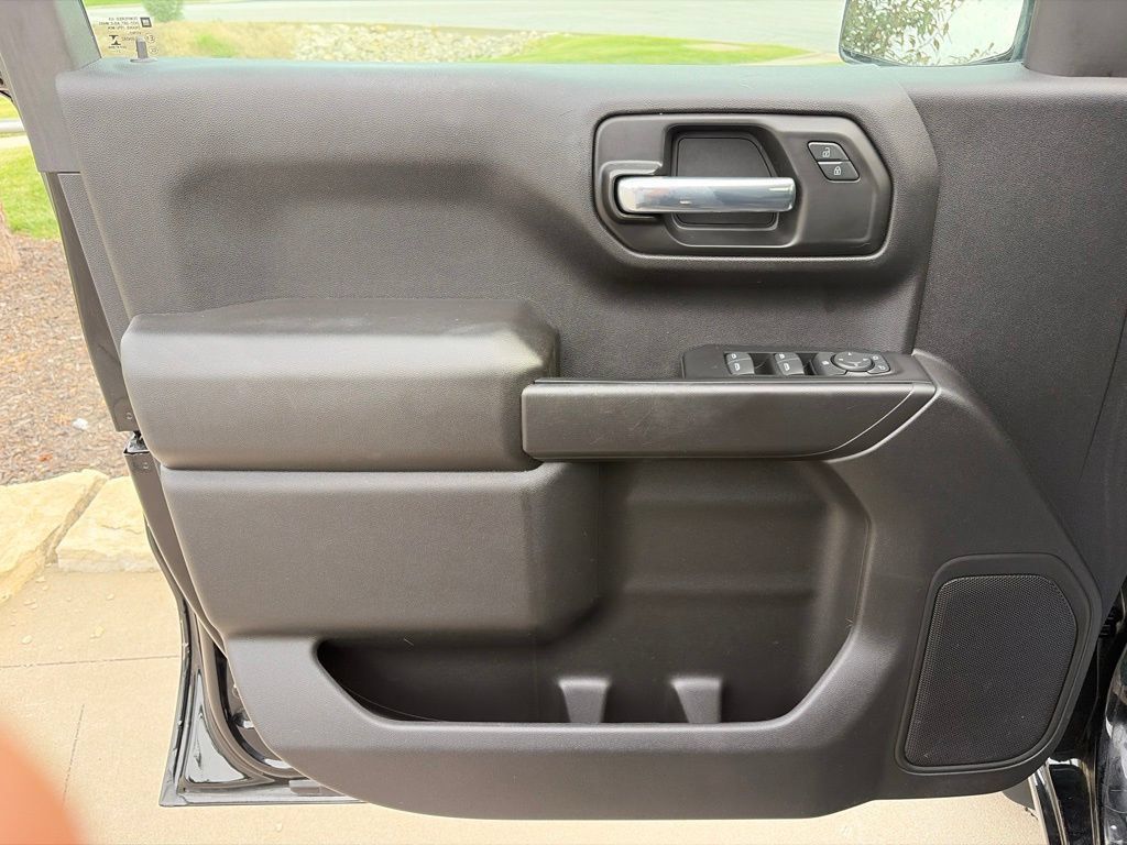 Used 2022 Chevrolet Silverado 1500 Custom Trail Boss w/ Safety Confidence Package AWD/4WD image 41