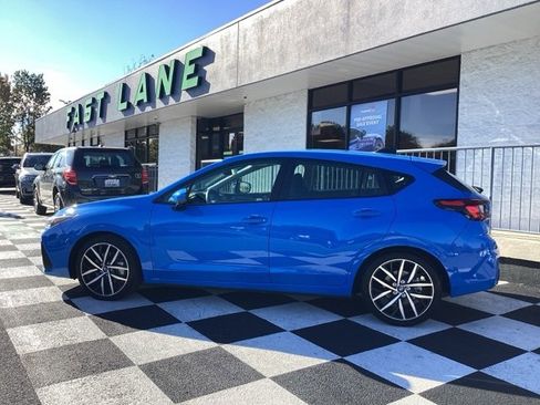 Used 2024 Subaru Impreza 2.0i Sport image 6