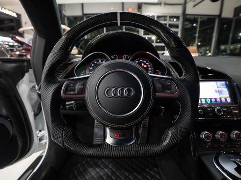 Used 2014 Audi R8 V10 AWD/4WD image 16