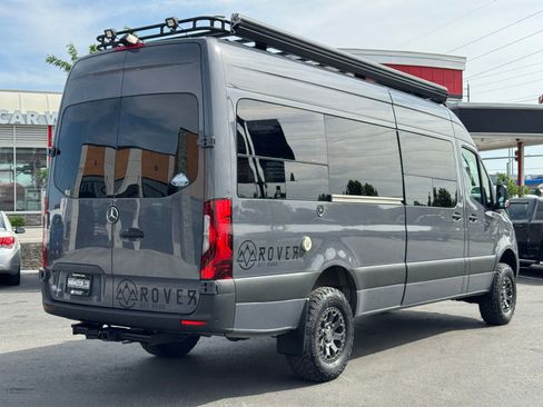 Used 2020 Mercedes-Benz Sprinter 2500 image 7