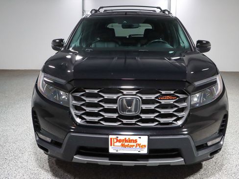Used 2023 Honda Passport TrailSport image 4