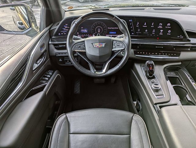Certified 2024 Cadillac Escalade Sport AWD/4WD image 18