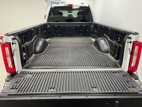 Used 2026 Ford F250 XLT AWD/4WD image 18