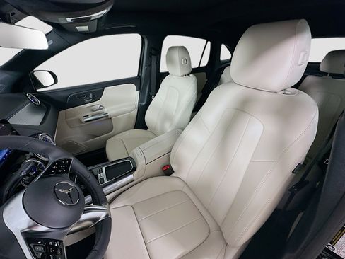 Certified 2026 Mercedes-Benz GLA 250 4MATIC image 26