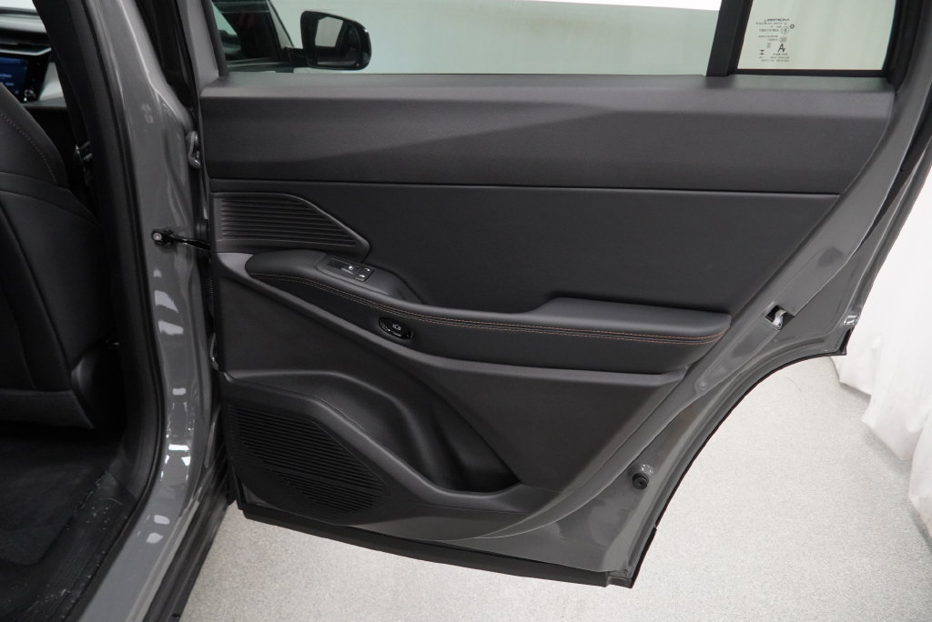New 2026 Jeep Cherokee Limited AWD/4WD image 33
