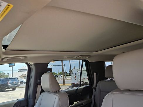 Used 2021 Ford Expedition XLT RWD image 21
