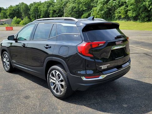 Used 2021 GMC Terrain SLT AWD/4WD image 9