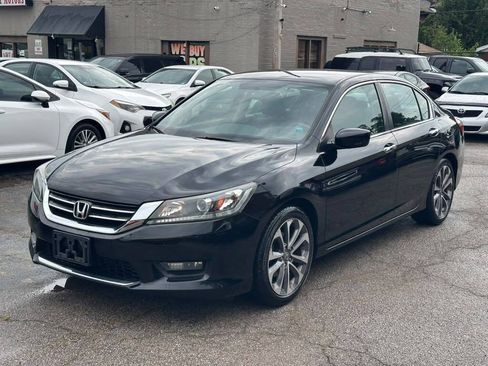 Used 2014 Honda Accord Sport image 3