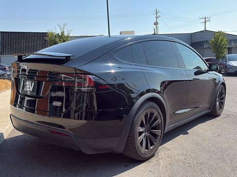 Used 2022 Tesla Model X Plaid AWD/4WD image 8
