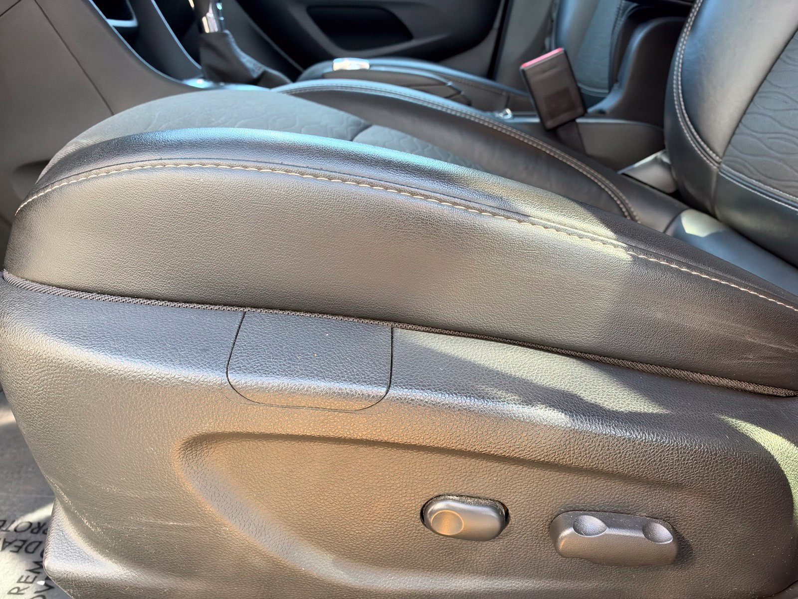 Used 2016 Buick Encore FWD image 14