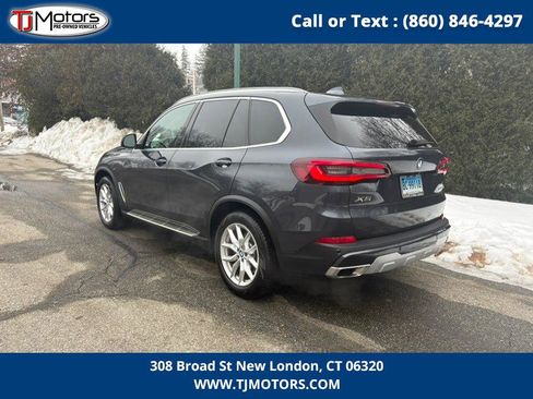 Used 2021 BMW X5 xDrive40i w/ Convenience Package image 7