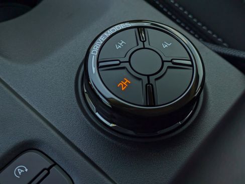 New 2025 Ford Ranger XLT w/ FX4 Off-Road Package image 32