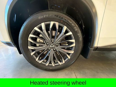 Used 2025 Nissan Rogue SL w/ Tech Package AWD/4WD image 18