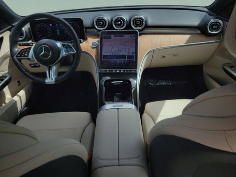 Used 2023 Mercedes-Benz C 300 Sedan image 12