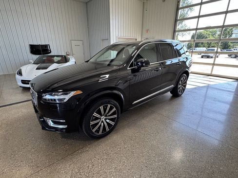Used 2024 Volvo XC90 B6 Core w/ Protection Package Premier image 44