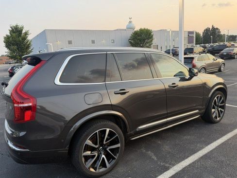 Used 2023 Volvo XC90 B6 Plus w/ Protection Package Premier AWD/4WD image 3