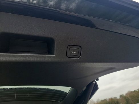 New 2025 Buick Enclave Sport Touring w/ Power Package image 5