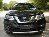Used 2020 Nissan Rogue SV image 3