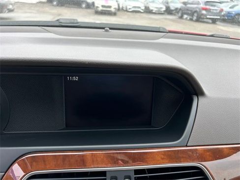 Used 2014 Mercedes-Benz C 300 4MATIC Sedan image 17