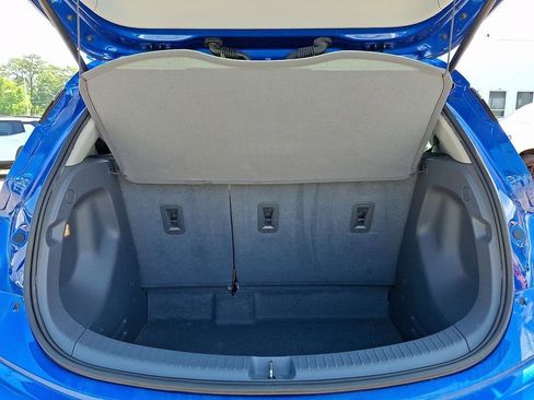 Used 2020 Chevrolet Bolt LT FWD image 24