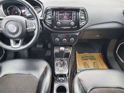 Used 2018 Jeep Compass Altitude image 23