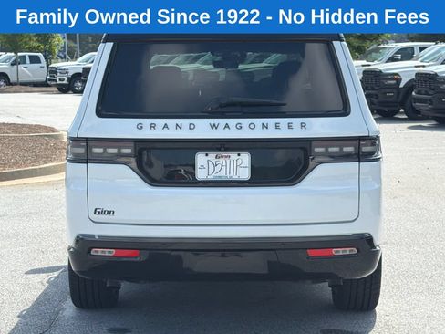 Used 2025 Jeep Grand Wagoneer L Series II Obsidian w/ Quick Order Packagew 28T AWD/4WD image 6