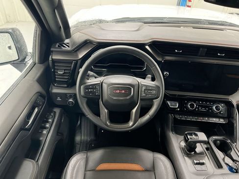 Used 2025 GMC Sierra 1500 AT4 AWD/4WD image 11