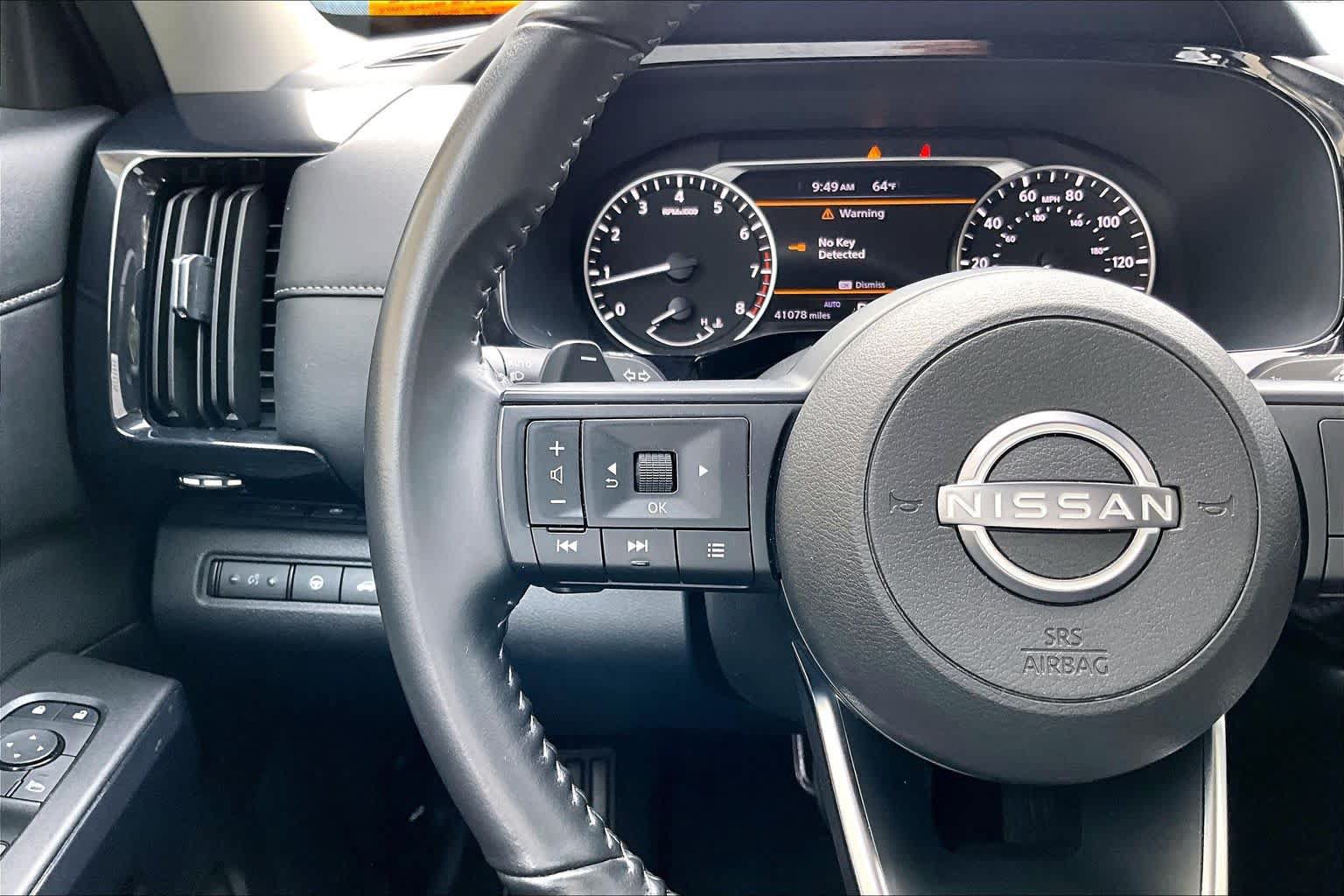 Used 2025 Nissan Pathfinder SV AWD/4WD image 24
