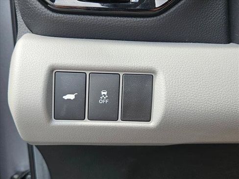 Used 2025 Honda Pilot EX-L image 9