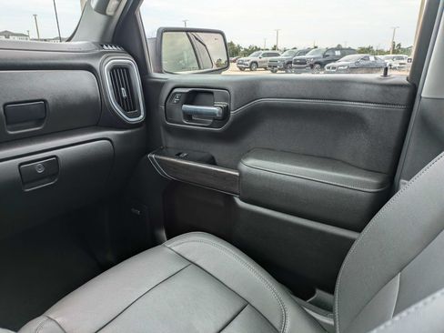 Used 2022 Chevrolet Silverado 1500 LTZ w/ Technology Package AWD/4WD image 19